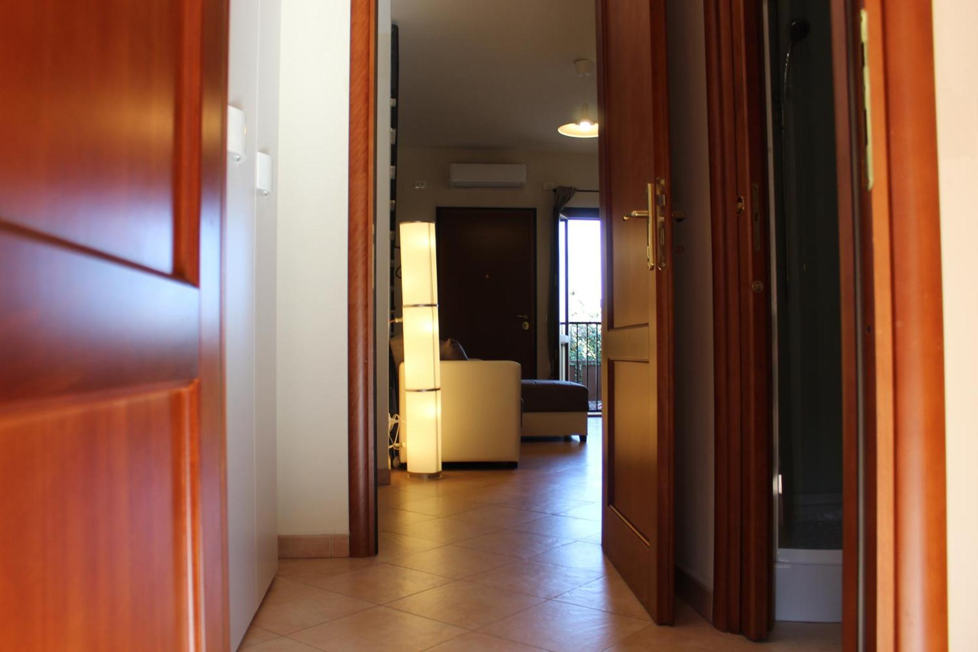 Ferienhaus Casa Indipendente Fronte Metro C